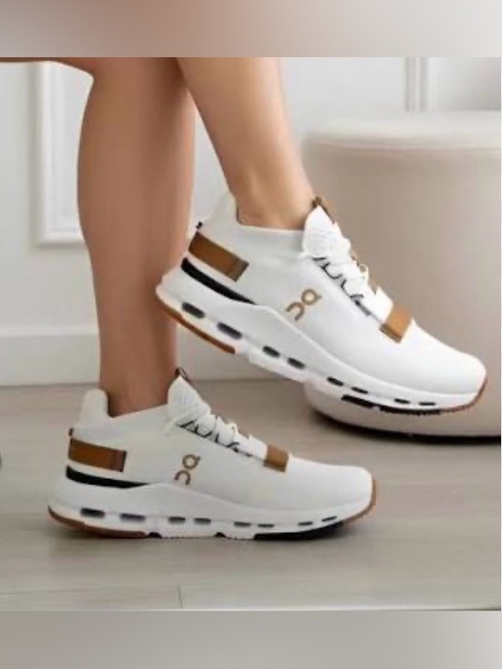 On Running Shoes - ON Cloudnova 2 Training Sneakers